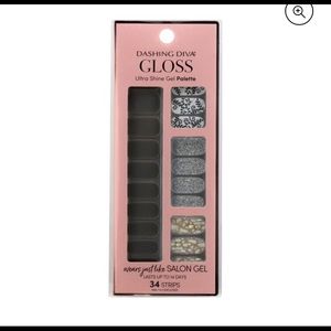 DASHING DIVA GLOSS NAIL STRIPS. COLOR: “SWEET ESCAPE”. NWT.